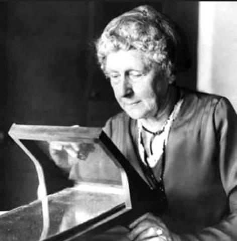 Astronomer Annie Jump Cannon was born today.