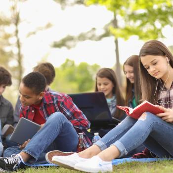 Learning Clubs: Motivating Middle School Readers and Writers